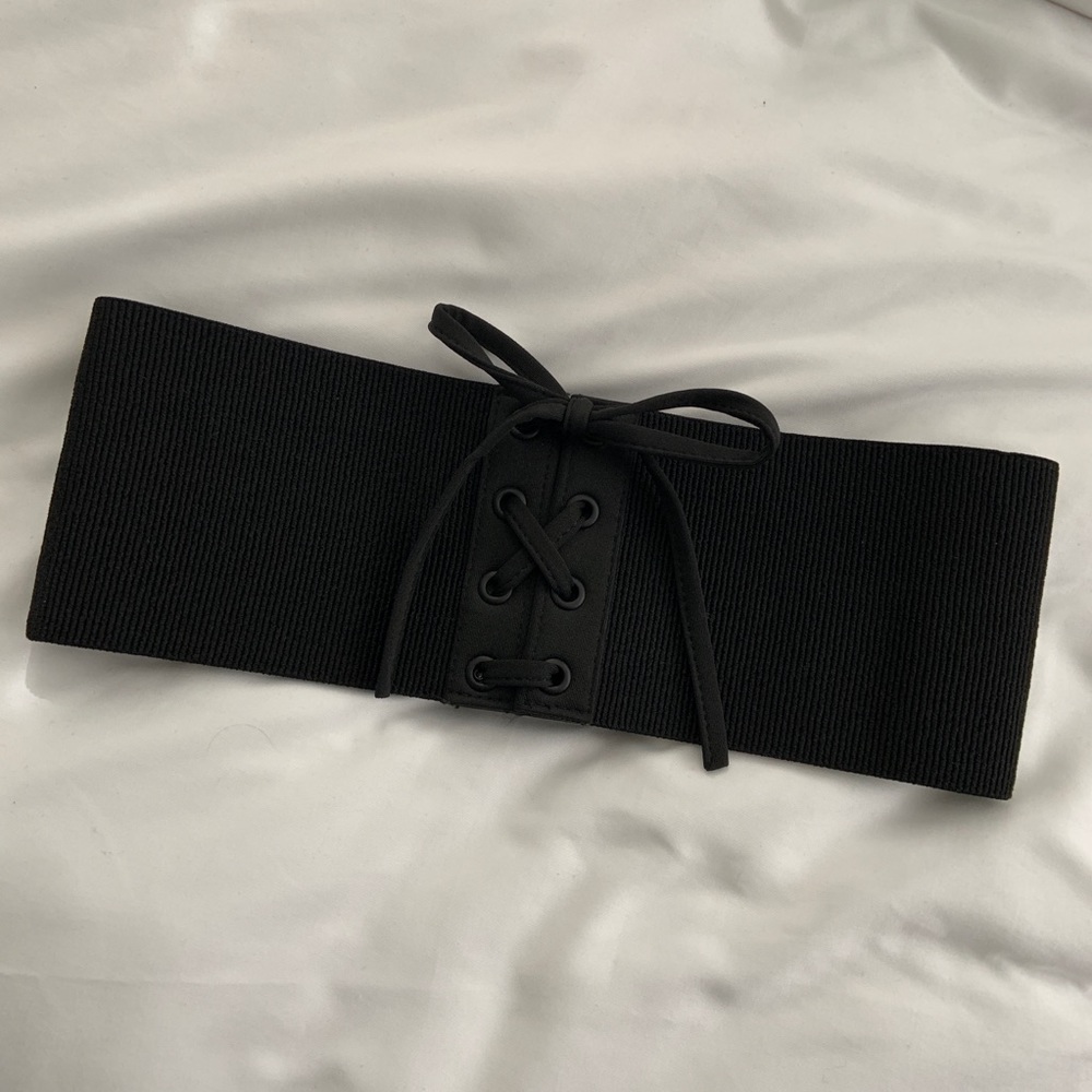 Black corset belt